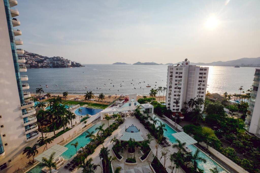 Luxury Apartment In Front Of Acapulco Beach Exterior foto