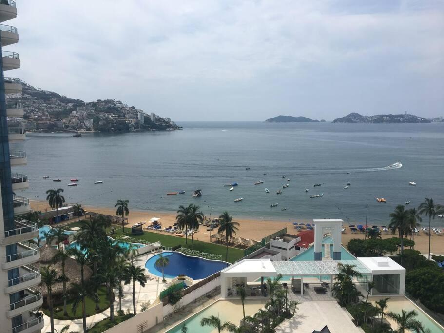 Luxury Apartment In Front Of Acapulco Beach Exterior foto